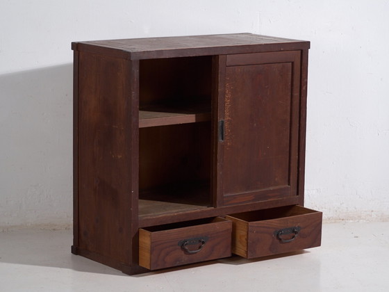 Antique Japanese cabinet with sliding doors - Taisho/Showa Period (c. ) – Chest of drawers, Wood, Metal (photo 27 of 40)