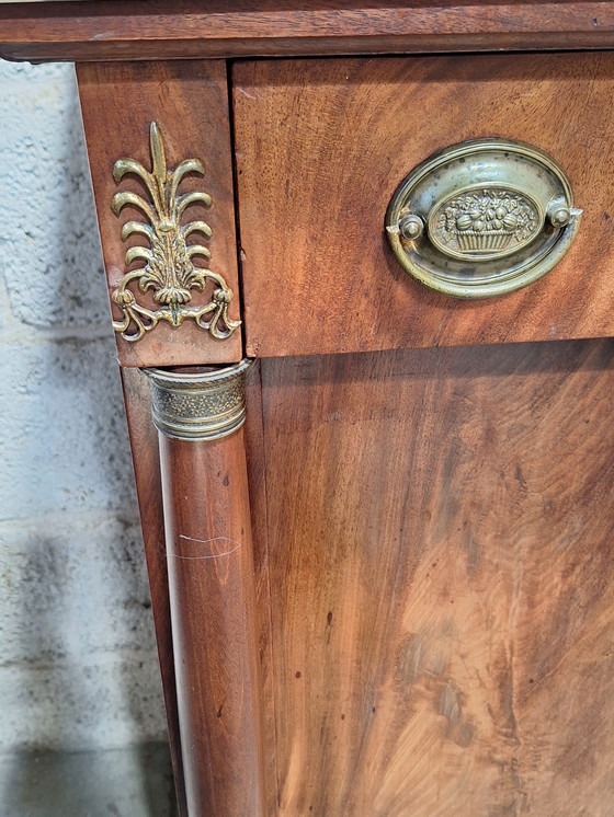 Image 1 of Armario penant con tapa de mármol del siglo XIX.