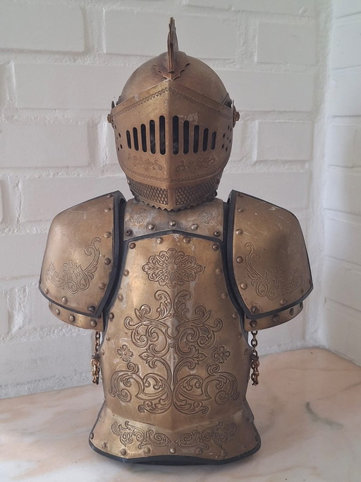 NIKKA Ridderbuste Brons Whisky Knight Decanter Japan. Bernsteinflasche und 6 Bernsteingläser