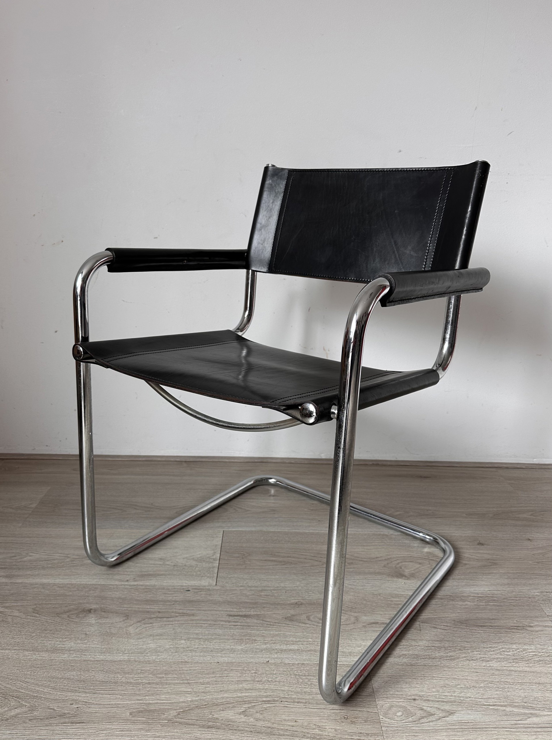 Fasem Chairs and lounge chairs | Whoppah