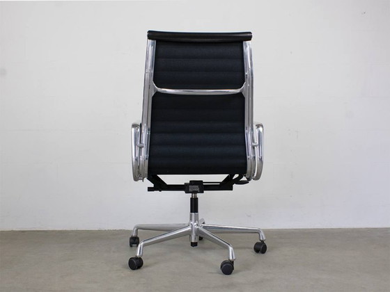 Image 1 of Vitra EA119 Office Chair Alu/Polish Leather Black Design Charles Eames