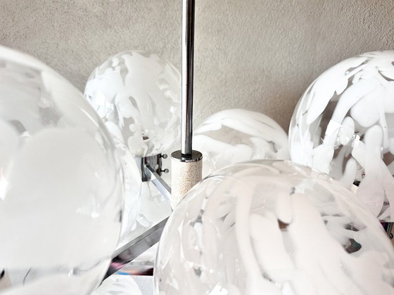 Image 1 of Lampadario vintage di grandi dimensioni Mazegga