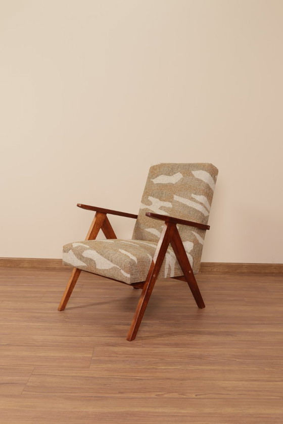 Image 1 of Vintage loungestoelpatroon Jacquardstof Scandinavisch design Bruine houtkleur