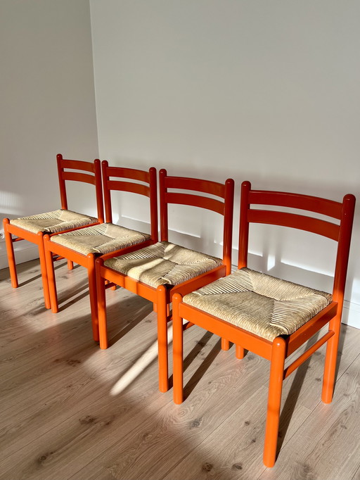 4 SEDIE ARANCIONI con seduta in vimini