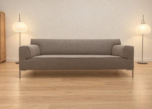 NEW Upholstered Design on Stock Bloq 3-Seater beige