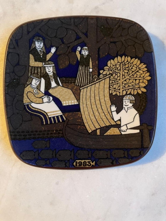 Image 1 of Arabia Kalevala Wall Plates Finlandia 1977-1999