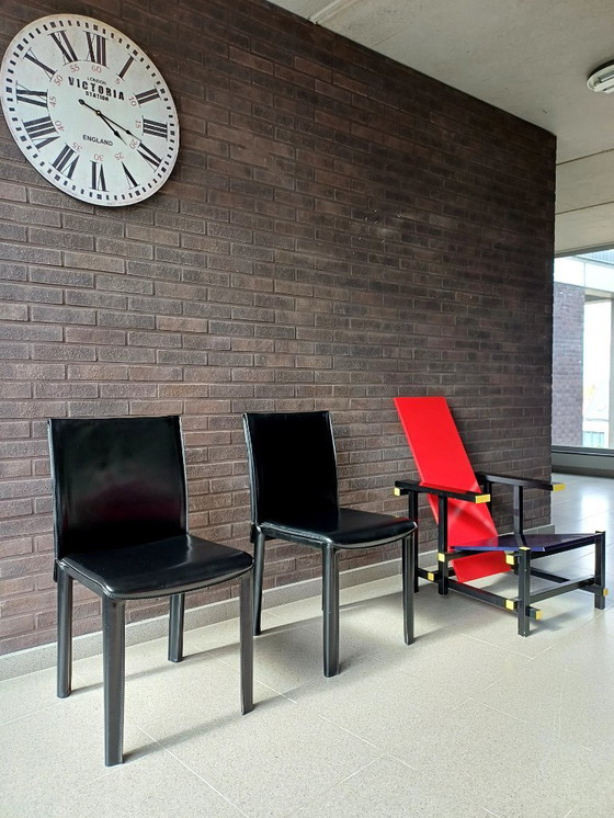 Image 1 of 4 x Chairs in Black Leather by Arper, Italy