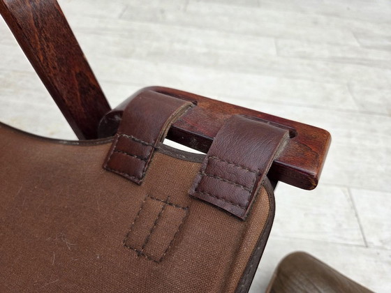 Image 1 of Fauteuil lounge norvégien des années 1970, revêtement en cuir marron.