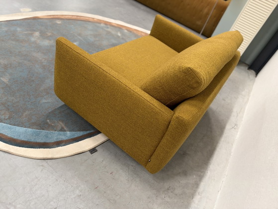 Design on Stock Elliot Loveseat Breda Mustard – Bankjes, Anders (photo 4 of 8)