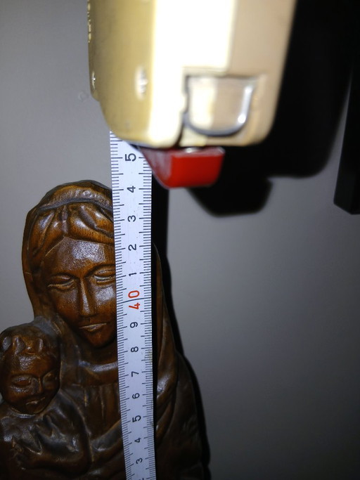 Wooden statue of the Virgin Mary – beeldhouwkunst (photo 2 of 7)