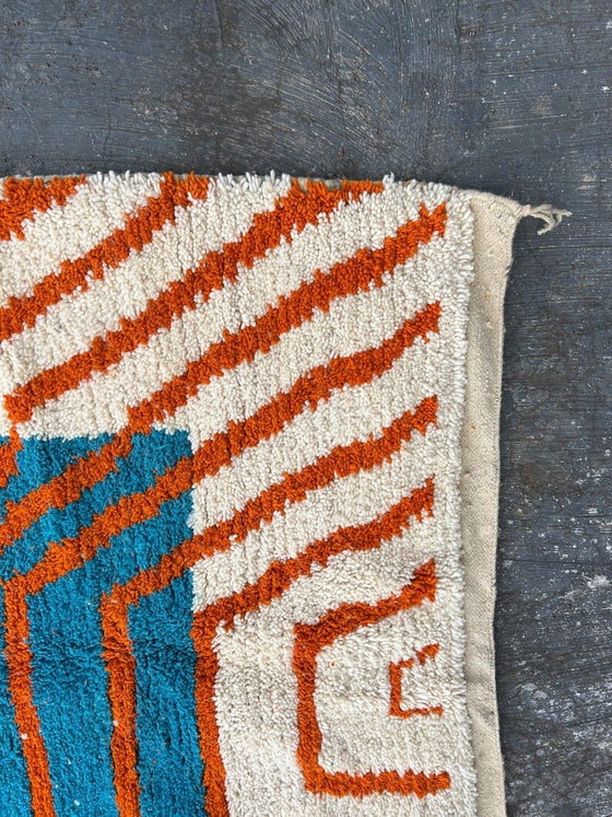 Image 1 of Handwoven Berber rug, traditional craftsmanship, size 150/250 cm