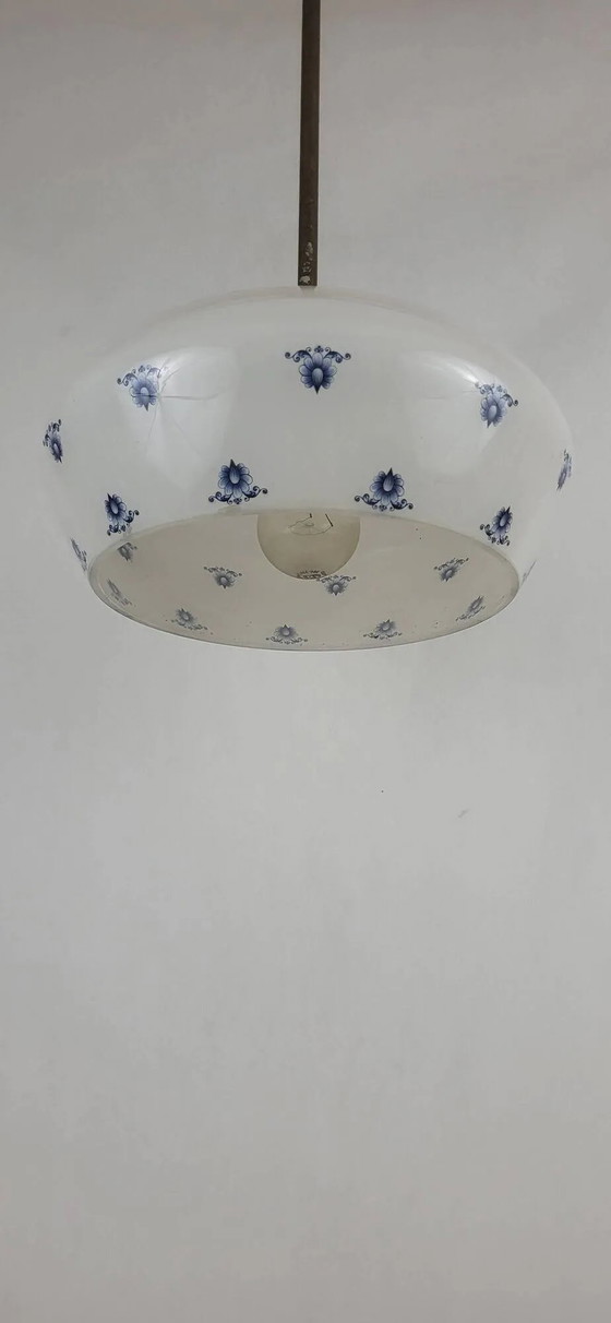 Opaline glass pendant light – Pendant lamps (photo 5 of 9)