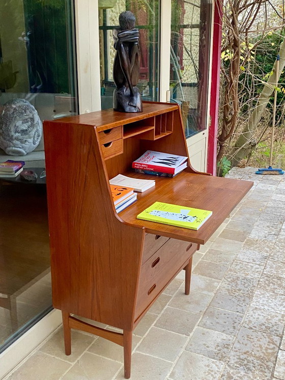 Image 1 of Secrétaire / bureau danois modèle 37 par Arne Wahl Iversen pour Vinde Møbelfabrik – Années 60.
