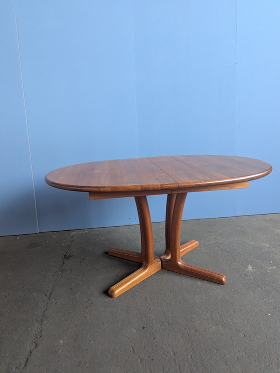 Image 1 of Vintage Dyrlund dining table extendable