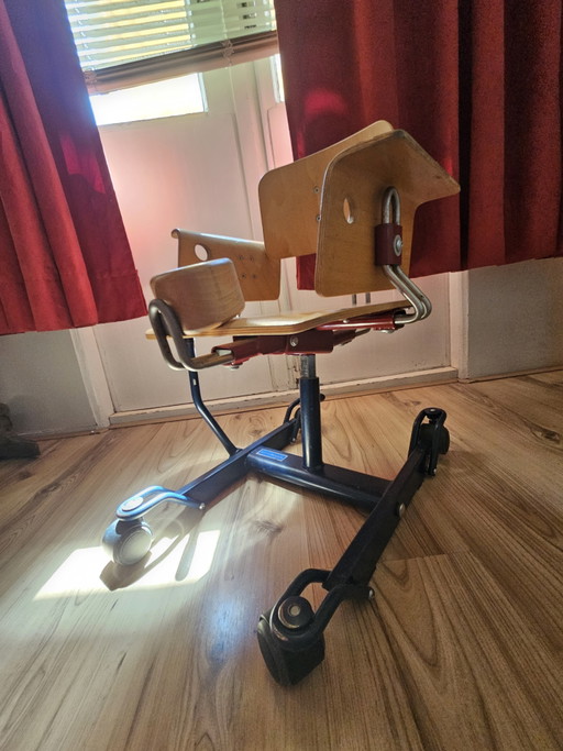 Mytylschool Schul- oder Therapiestuhl für Kinder Design – eetkamerstoelen, Iron, Wood