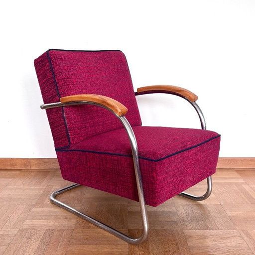 Functionalist armchair, restored, Czechoslovakia 