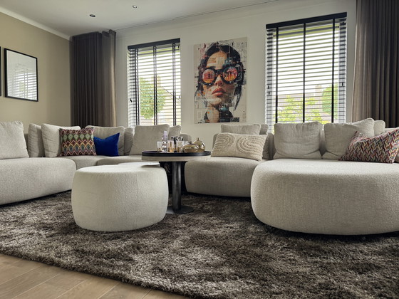 Image 1 of A corner sofa of passe partout model Medusa