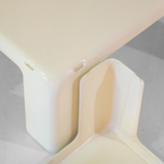 Image 1 of 1X 1960s Space Age Side Tables, model "Quattro Gatti", Mario Bellini for C&B Italia
