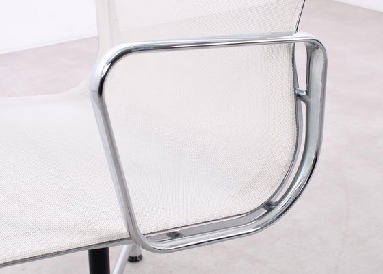 Image 1 of Vitra Eames Aluminum Chair EA108