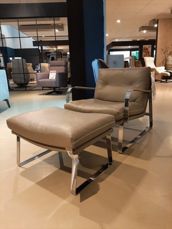 Shabby chic + stool – Conform, Armchairs, Leather (photo 2 of 5)