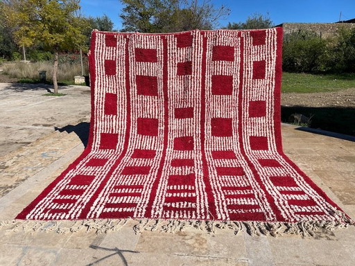 Großer handgefertigter Berber-Wollteppich 300/400