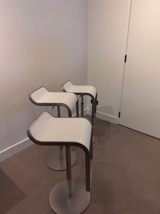 Sgabelli da bar Lapalma, bianco e argento, Plastica, Metallo, Modern (foto 3 di 5)