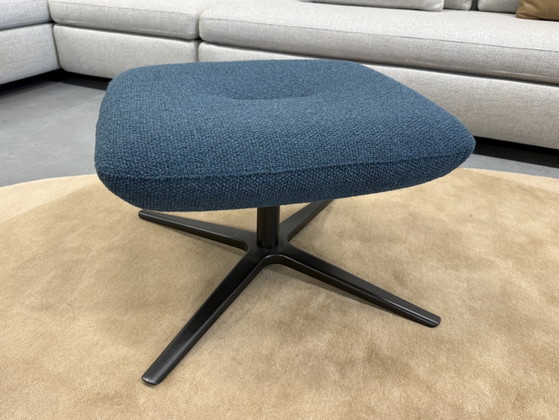 Leolux Lloyd Footstool Monza Blue Fabric – Footstools & poufs, Other (photo 2 of 5)