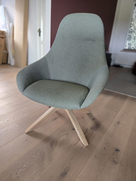 2x The Next Lounge High Rotatable di Andreu World – Poltrone, Textile, Wood (photo 7 of 10)