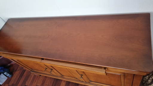 Sideboard English Classic Cherry with matching mirror