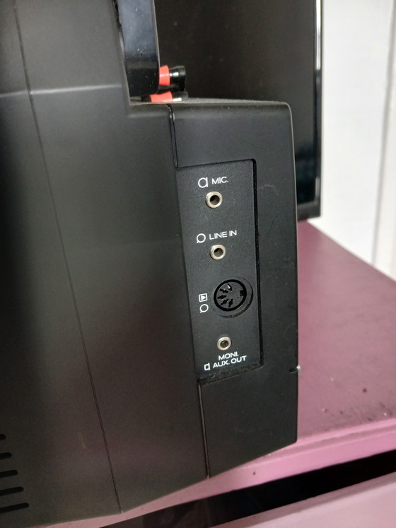 Image 1 of Vintage projector in very good condition