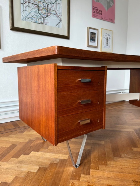 Image 1 of Bureau Boomerang Vintage Autoportant Tijsseling Nijkerk