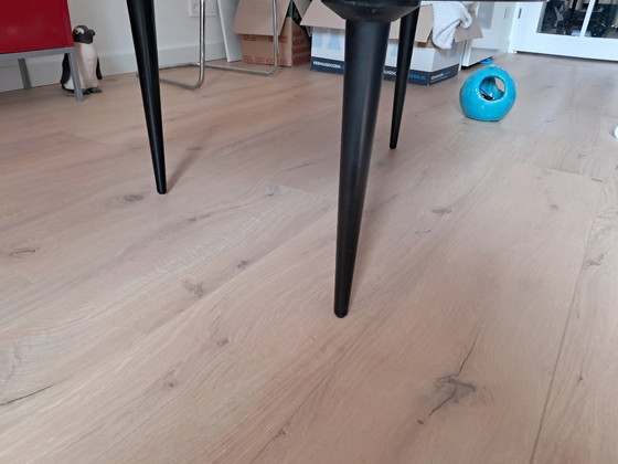 Image 1 of Vintage glazen niervormige salontafel