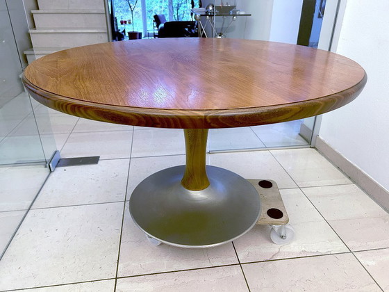 Image 1 of Vintage Tulpentafel in Hout