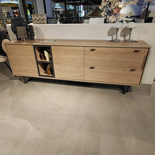 Credenza XOOON Helsinki