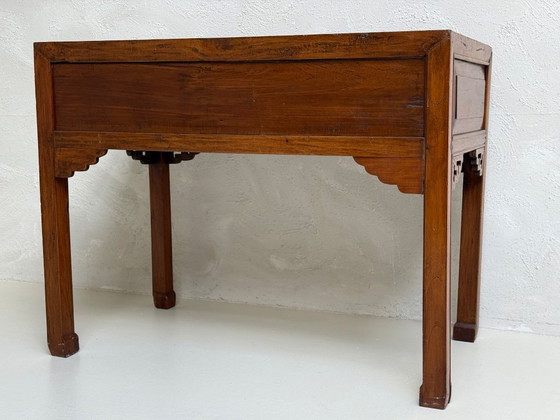 Image 1 of Traditionele Chinese Sidetable | 3 Lades | Begin 19e eeuw