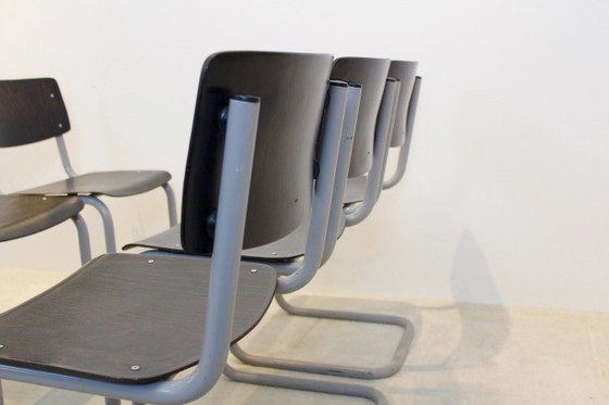 Set of six Gispen Industrial Plywood Chairs, Dining chairs, polished steel, Grey, Industrieel (photo 5 of 6)