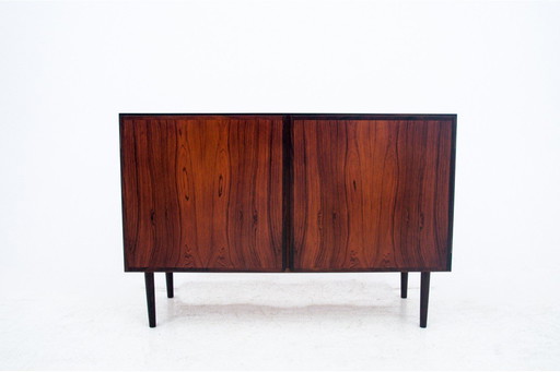 Commode en bois de rose par Gunni Omann, Danemark, années 1960