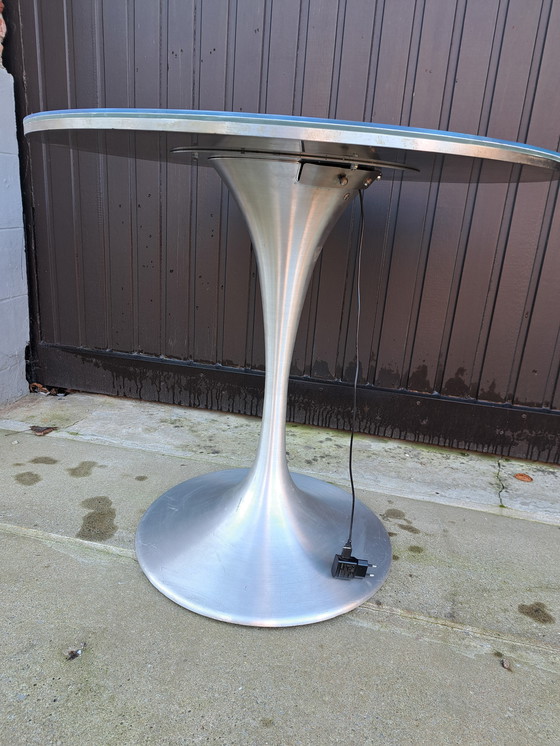 Image 1 of 1x Vintage Round Table With Lighting