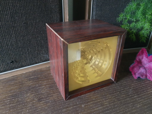 Unique 70's Altai G012 (H800) veneer-look strobe light, adjustable speed