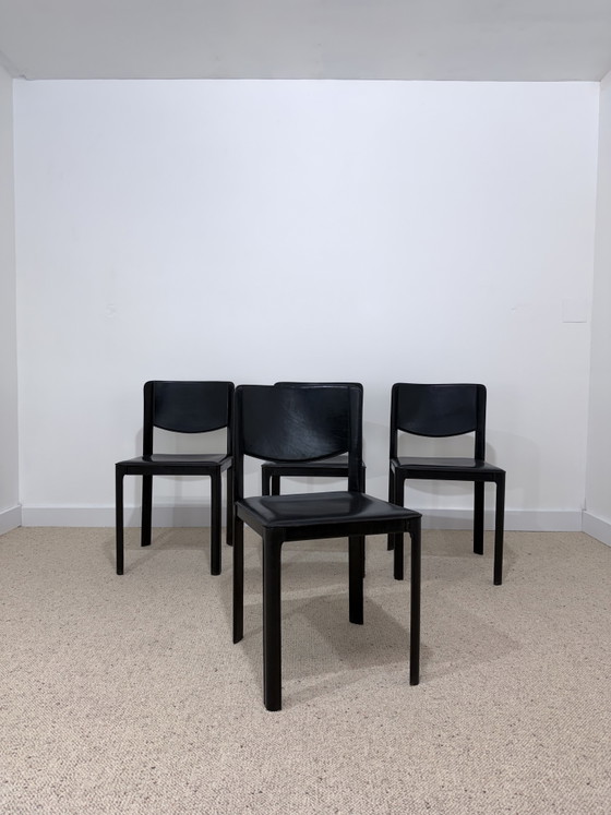Image 1 of Set di 4 sedie Matteo Grassi in pelle nera – design italiano