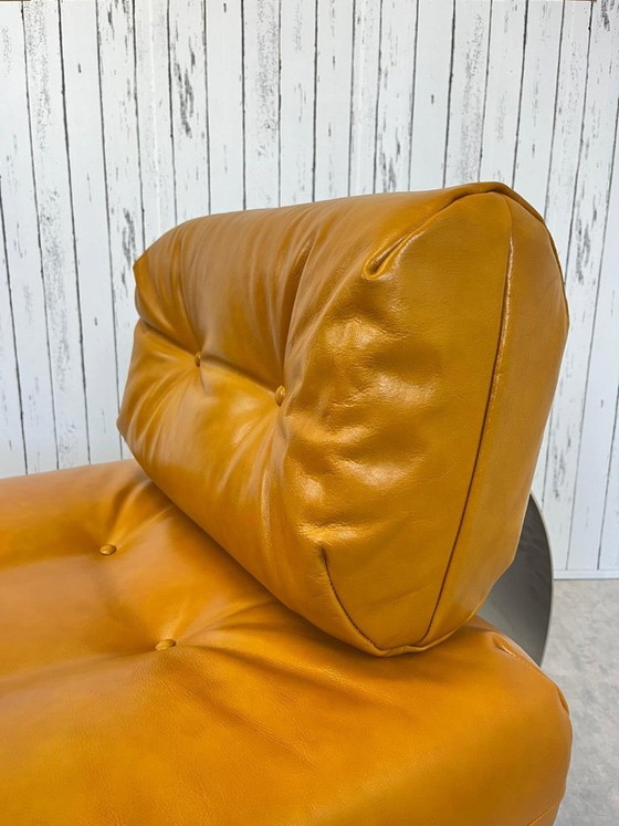 Image 1 of Alta fauteuil Mobilier International Oscar Niemeyer