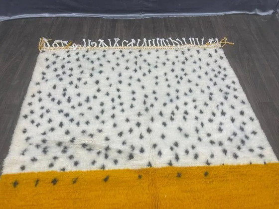 Handmade Berber rug 250cm x 150cm – Rugs & carpets, Wool, Modern (photo 4 of 10)