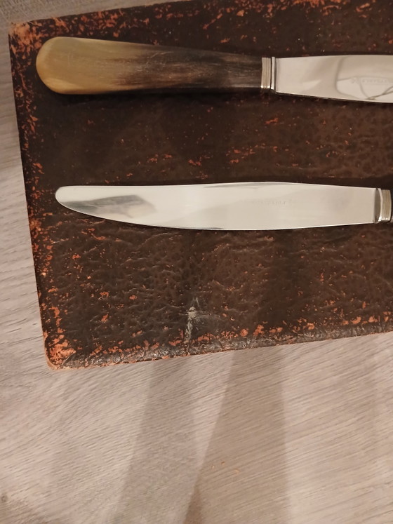 Cofanetto da Collezione 1920 1930 in Corno Bovino Posateria di Thiers Francia Chiusura in Ottone e Acciaio (photo 10 of 12)