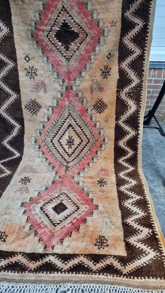 Image 1 of Vintage Berber carpet, Moroccan rug 140x285 cm