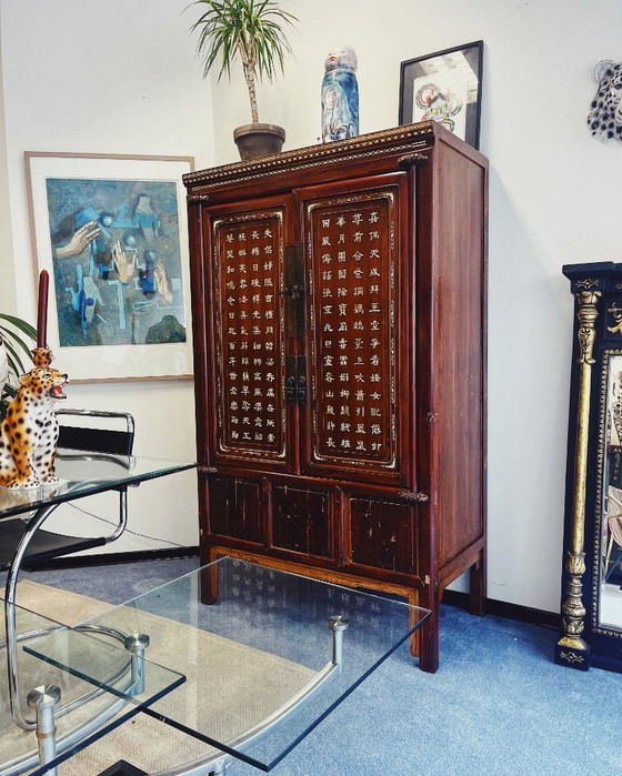 Image 1 of Armario antiguo chino