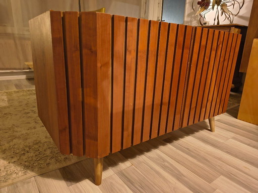 Buffet en noyer | Style années 1960