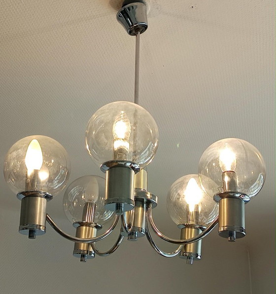 Lustre Space Age Chromé – Aluminium (photo 4 of 9)