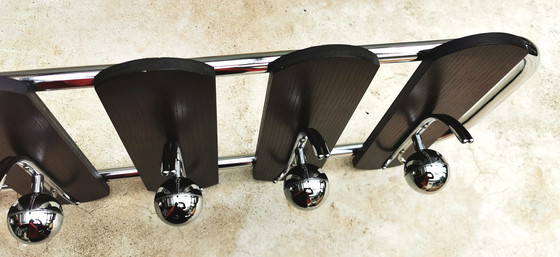 Image 1 of Perchero con diseño de los años 70