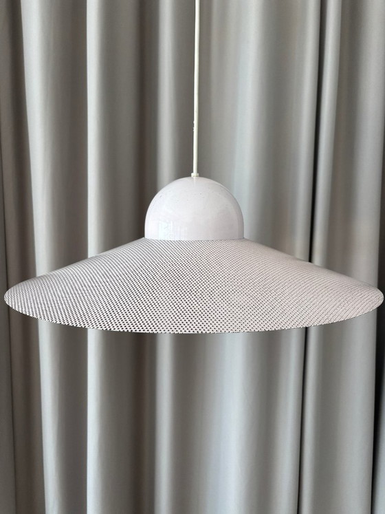 Vintage IKEA LYRIK hanglamp | Geperforeerd zachtroze | 1984 Scandinavisch – Hanglampen, Metal (photo 11 of 13)