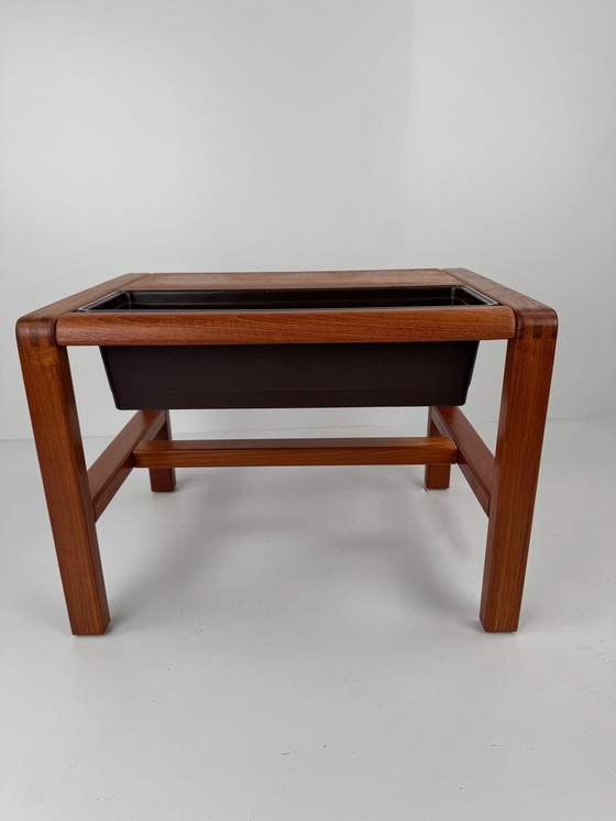 Image 1 of Tavolino in teak massiccio con fioriera – Salling Stolefabrik Danimarca